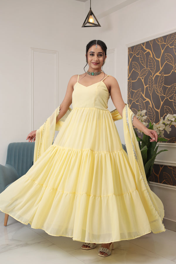 Peehuli Anarkali Set
